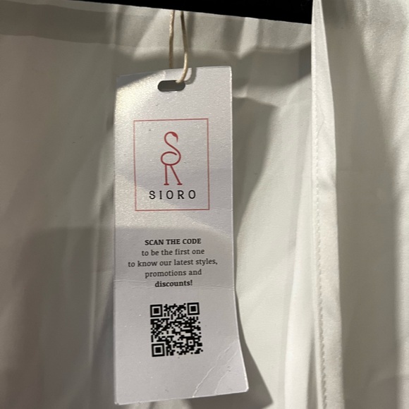 White Satin Robe - Picture 3 of 4